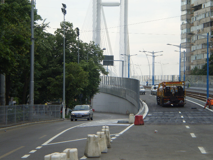 podul BASARAB 2011