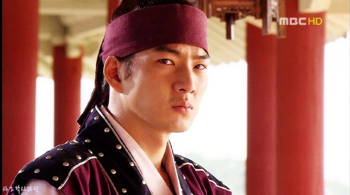 149228_162577350450324_158968717477854_296571_3450787_n - legendele palatului pr jumong