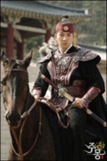 29219829_XRZKHXZAN - legendele palatului pr jumong