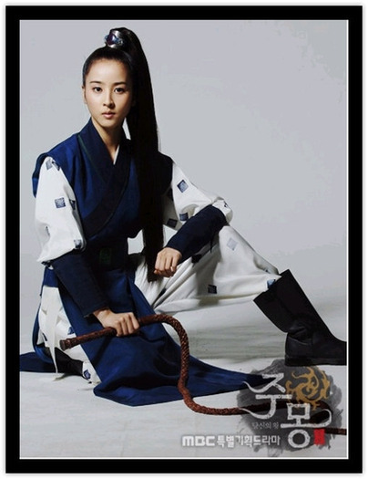 13111434_UAWGGOHYM - legendele palatului pr jumong