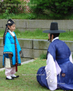 20735518_DRIGVDLIC - regele sukjong