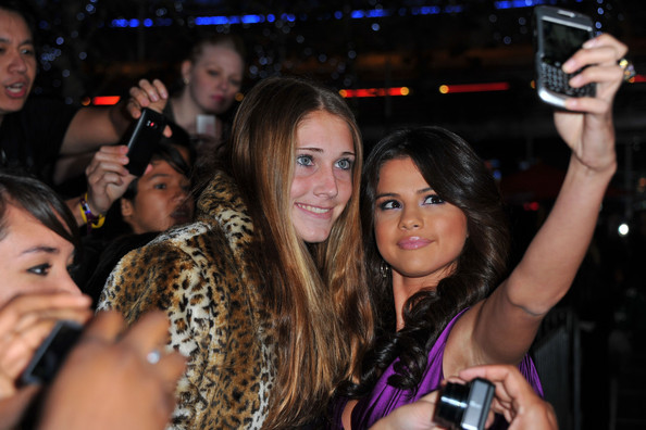 Selena+Gomez+Premiere+Paramount+Pictures+Justin+8_QEXJFdWHbl
