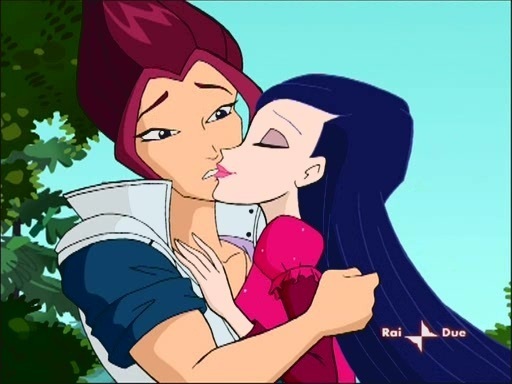 Winx-Club-Season-4-Episode-26-Part-2-the-winx-club-17619128-512-384 - Winx SEASON 4