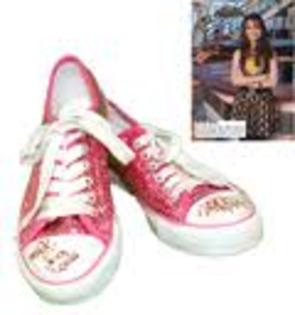 debby ryan shoes - concurs 11