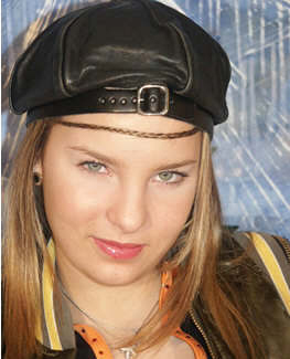 17 - Belinda