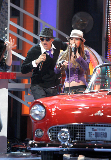 Belinda+9th+Annual+Latin+GRAMMY+Awards+Show+Nw9Nc8pdWi1l - Belinda