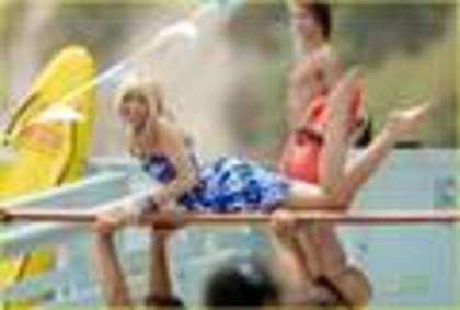 Hannah-montana-secret-Pop-Star-hannah-montana-7727524-120-81