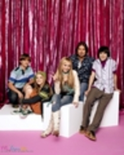 Hannah-Montana-Season-1-Promotional-Photos-HQ-3-hannah-montana-8434997-96-120