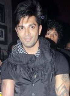 29411028_VLIFTFBVT - Karan Singh Grover