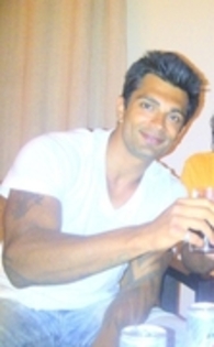 38168750_FPEVQADDI - Karan Singh Grover