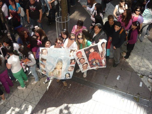 060 - 00 Any Tarde de Autografos na Feira Mix em Santiago Chile