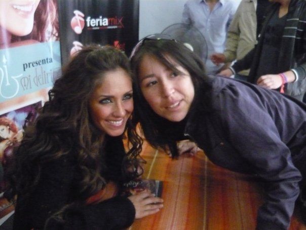 087 - 00 Any Tarde de Autografos na Feira Mix em Santiago Chile