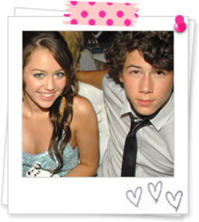 Miley and Nick? - Care cuplu e mai frumos
