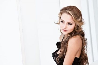 normal_an9 - Angelique Boyer