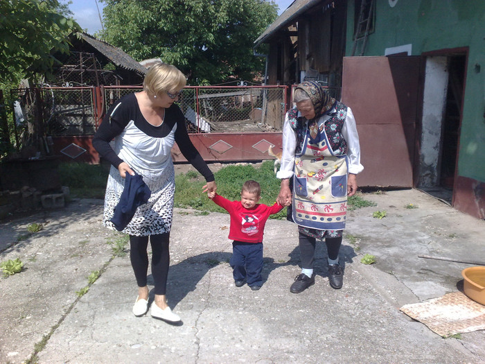 suntem la strabunica