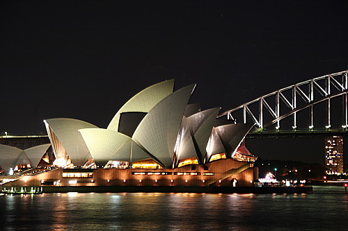 Cladirea Operei din Sidney-Australia - CONCURS CELE MAI FRUMOASE CLADIRI DIN LUME