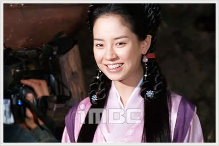 25297629_PSGIAFPYG - legendele palatului printul jumong