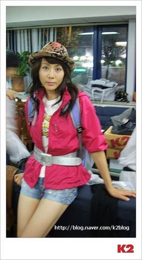 Intelligent%20and%20elegant%20Korean%20actress%20Park%20Ye%20Jin%20picture%20(129)