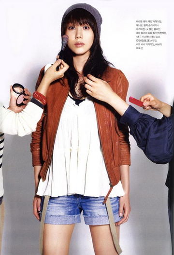 Intelligent%20and%20elegant%20Korean%20actress%20Park%20Ye%20Jin%20picture%20(135)