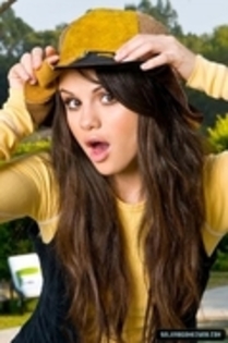 ZXMXXEHAKTSHBJZSNRM - Sedinta foto Selena gomez 1