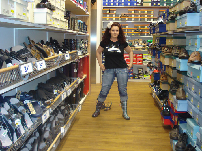 GATA,POATE SA VINA URAGANUL!:))