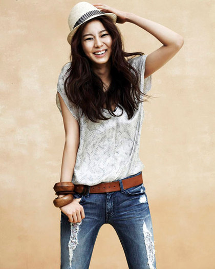 South%20Korean%20dance-pop%20singer%20UEE%20(10)