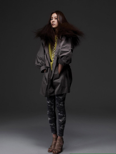 South%20Korean%20dance-pop%20singer%20UEE%20(102)