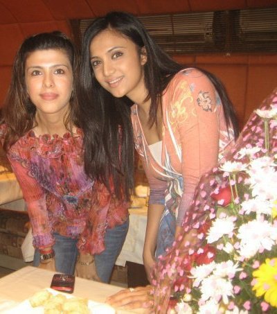 230884_101987876557982_100002403090932_13804_6955295_n - Shilpa Anand NEW FACEBOOK PICS