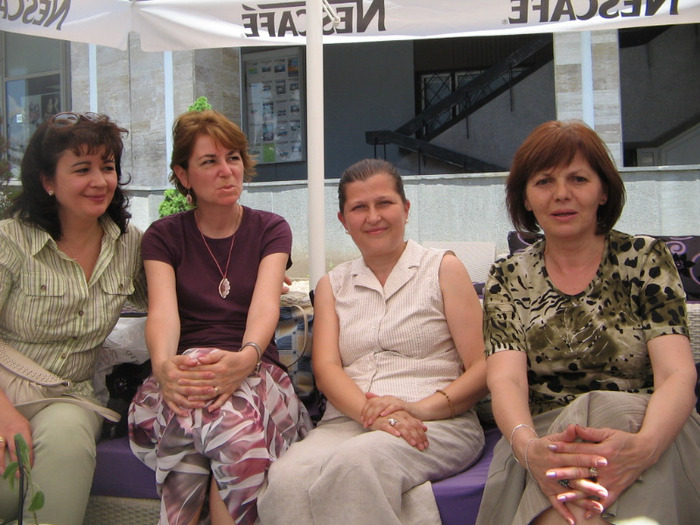 Mikishor, Kerkyra, Adriana,Tamara - Intalnire forum egradini