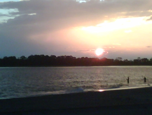 4113118 - 0-0 TWITTER PICS
