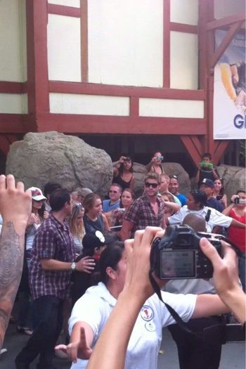 5375646800_Miley_Cyrus_128252456_2011-01-21