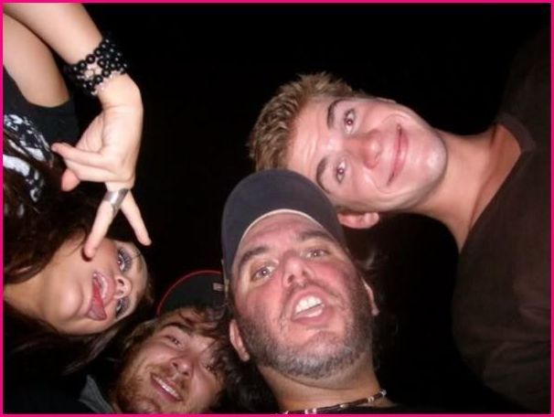 Miley-Cyrus-New-Leaked-Pic-With-Liam-Hemsworth
