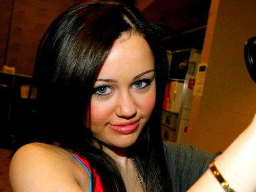 4383886775_Just_Miley__Miley_Cyrus_2010-02-24