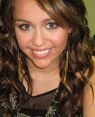4384649660_Just_Miley__Miley_Cyrus_2010-02-24