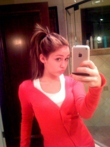 4384677592_Just_Miley__Miley_Cyrus_2010-02-24