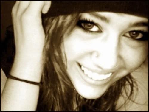5375650228_Miley_Cyrus_9617487458a12468749891o_2011-01-21