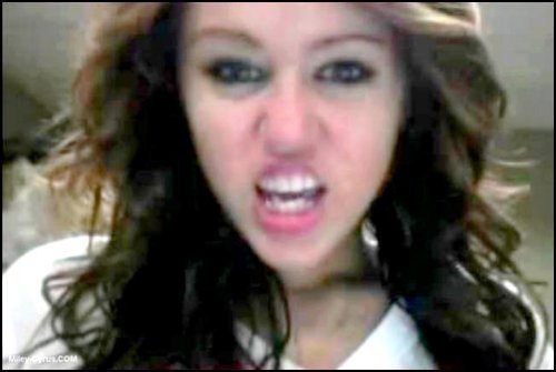 8935822937a10618111599l