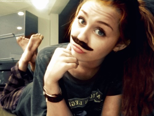 tumblr_lj82klzAJo1qbkshpo1_500