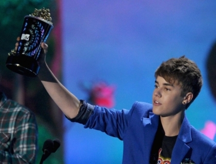  - 2011 The 2011 MTV Movie Awards 6th June