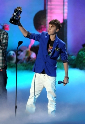  - 2011 The 2011 MTV Movie Awards 6th June