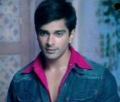 208243_103175193101766_100002278567520_26449_3336838_n