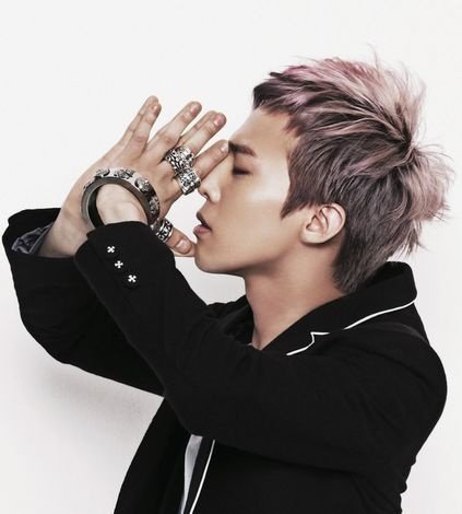 228573_173071122749008_100001383654812_476371_2567332_n - G-Dragon