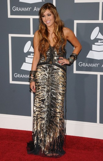 018~26 - 0-0 53RD ANNUAL GRAMMY AWARDS - ARRIVALS