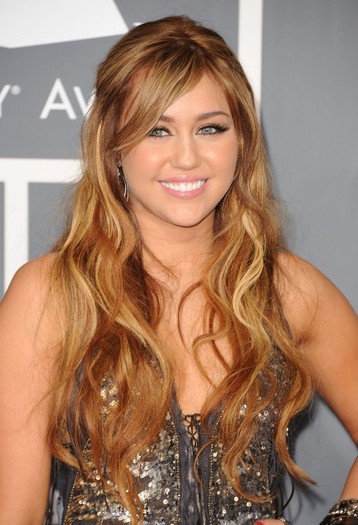 099~0 - 0-0 53RD ANNUAL GRAMMY AWARDS - ARRIVALS