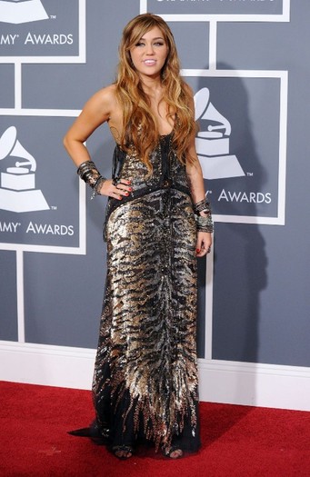 111~1 - 0-0 53RD ANNUAL GRAMMY AWARDS - ARRIVALS