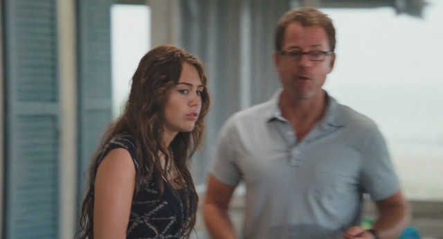 29256_586916328 - 0-0 THE LAST SONG - STILLS