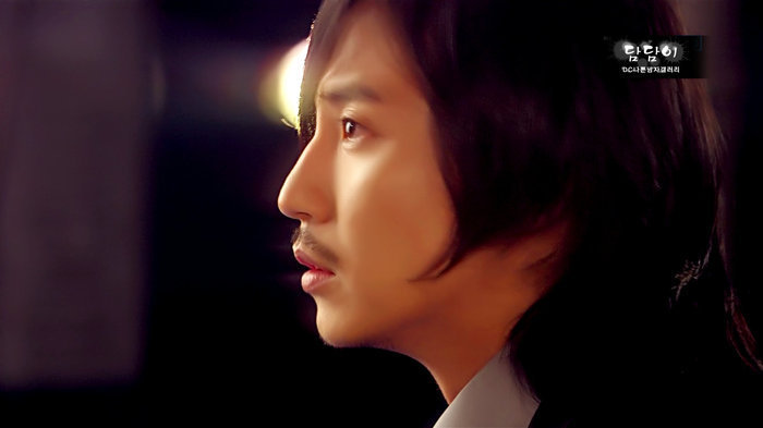 18573188_CEPGGBMNH - be---shim gun wook---eb