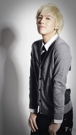 24371_402043594746_310522314746_5006082_6103628_n - o Hong Ki o