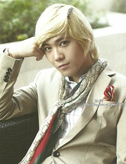 -3-lee-hong-ki-22315064-500-649 - o Hong Ki o