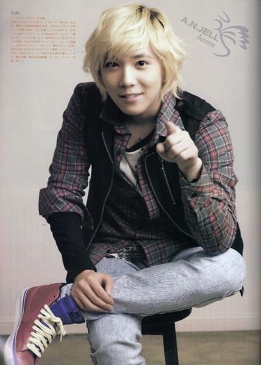 hong_ki-lee-hong-ki-22406047-500-700 - o Hong Ki o